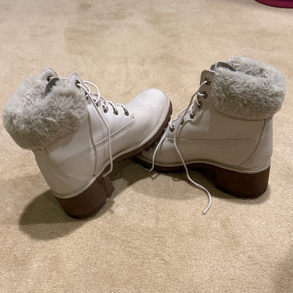 Timberland Women's Cream Fur-Lined Boots